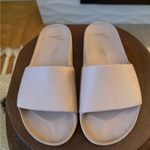 Like NEW Archie’s Slides